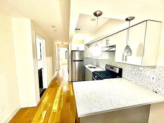 5th image of 23 Fayette St #3I