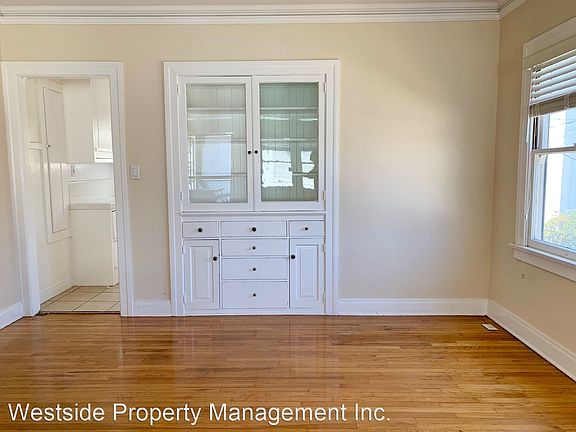 4th image of 2219 3rd St APT 6