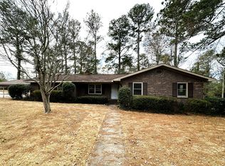 1502 Continental Dr, Dothan, AL 36301