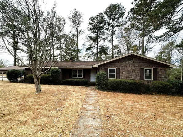 1502 Continental Dr, Dothan, AL 36301