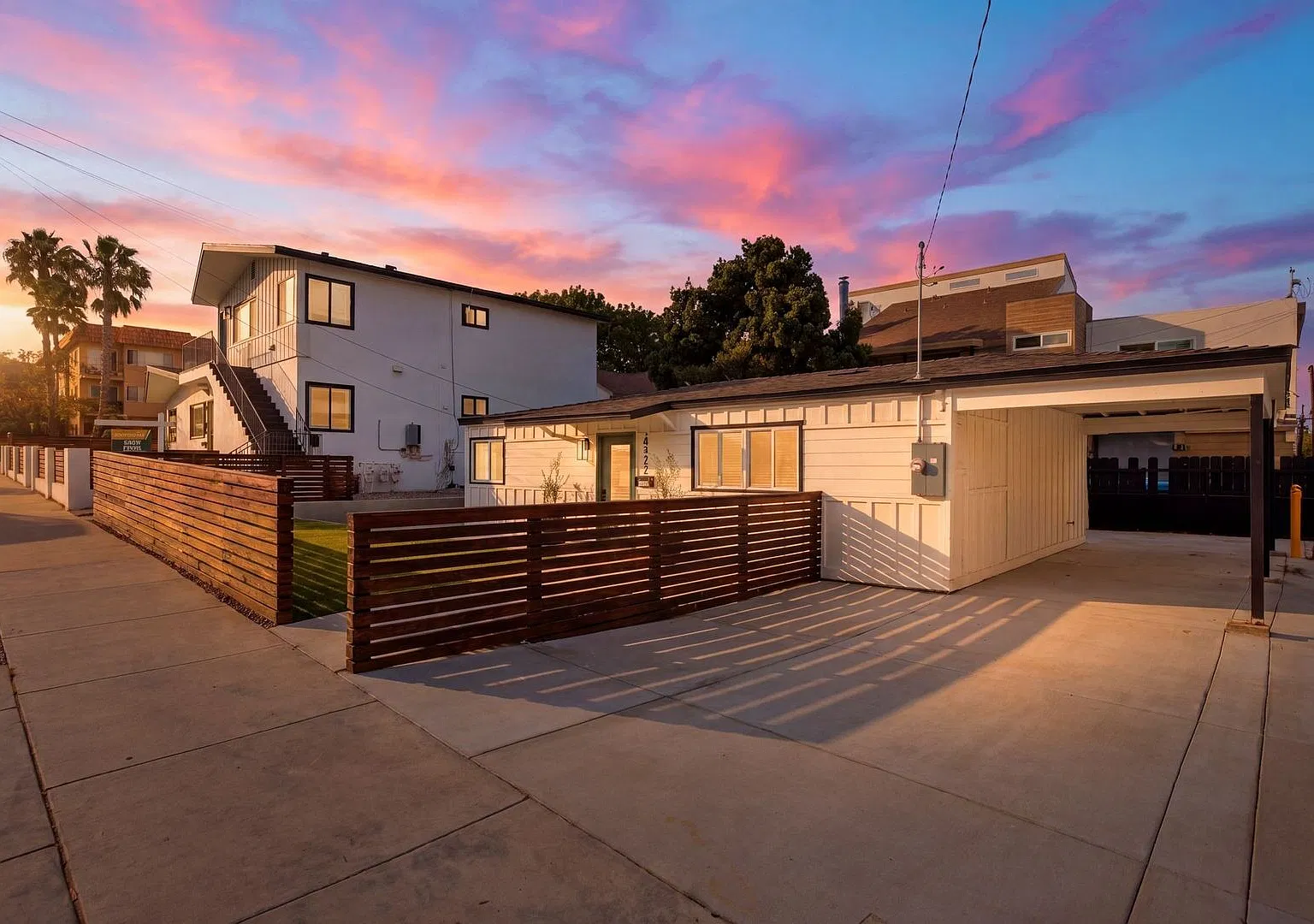 Coastal Living in the Heart of Pacific Beach — Photo 3
