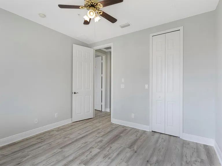 3028 Waterside Cir — Photo 26