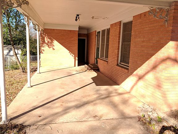 2nd image of 114 Brierwood Dr