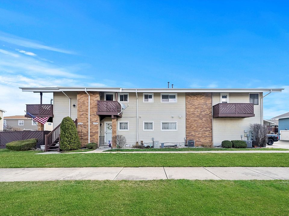 1st image of 7938 164th Ct #2