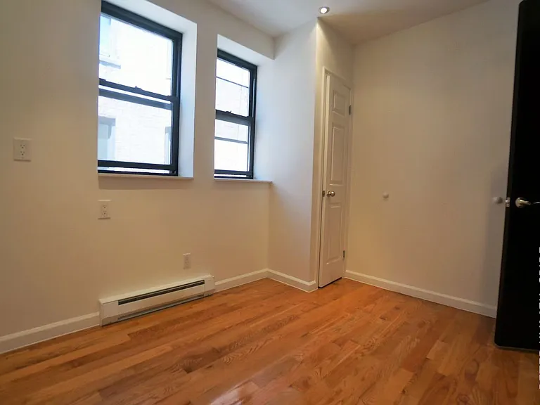 204 W 108th St #8 — Photo 4