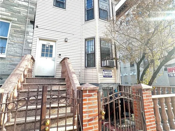 1300 Clay Avenue, Bronx, NY 10456