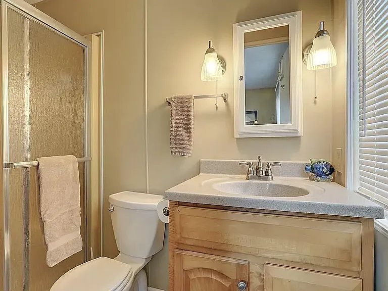 1035 Royal Palm Dr — Photo 13