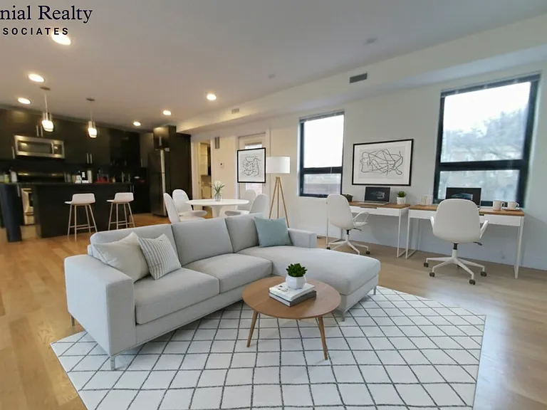 1614 Beacon St #3 — Photo 2