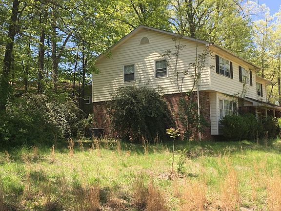 3rd image of 106 Braehead Dr
