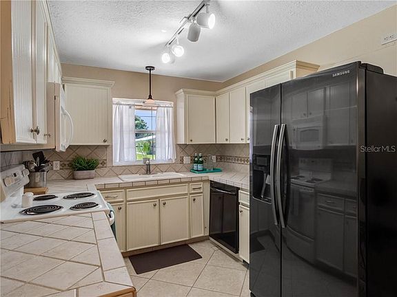 4th image of 507 Wyoming Ave