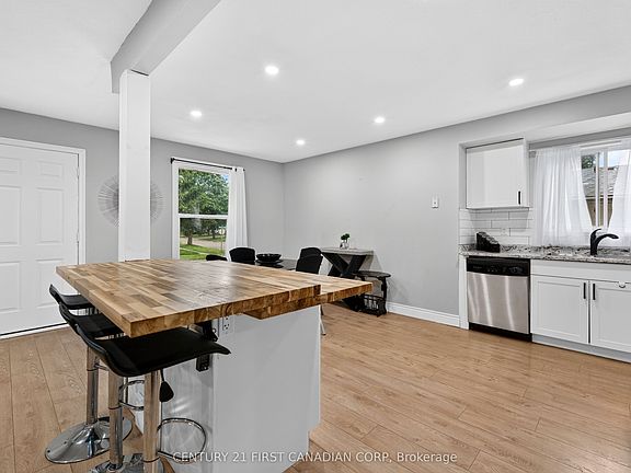 5th image of 23 Brunswick Ave