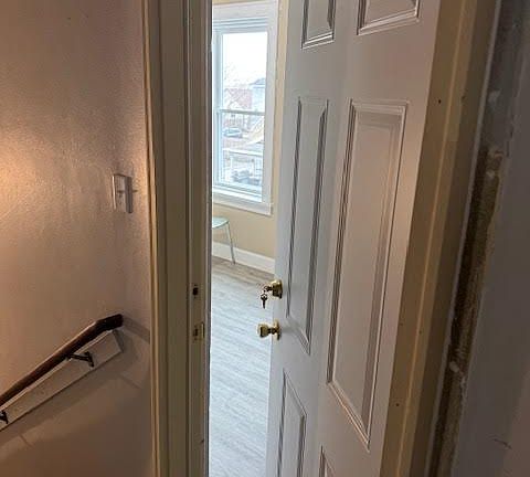 3rd image of 945 N Memorial Dr #3