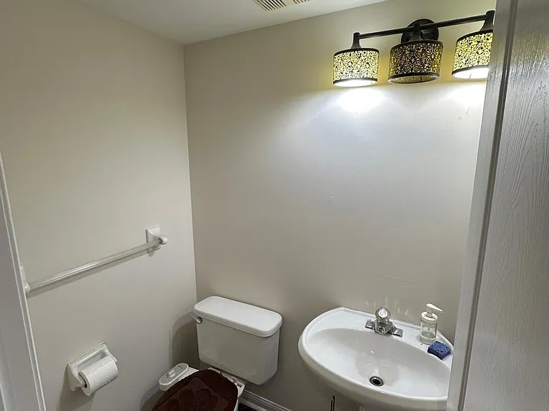 3942 Coachman Cir — Photo 5