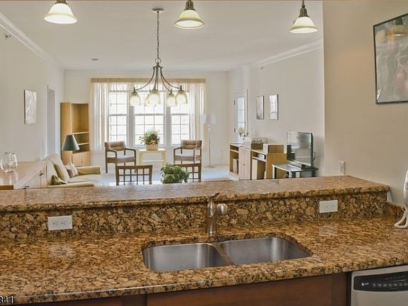 4th image of 7307 Polk Dr #307
