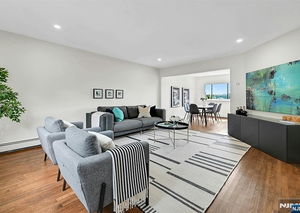 1st image of 41A Edgewater Place