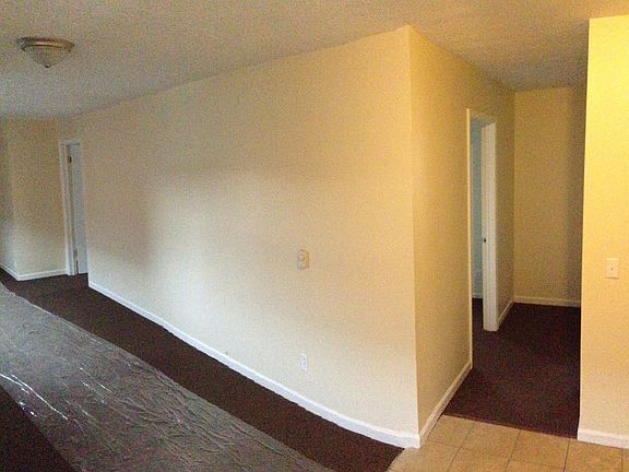 3rd image of 110 W Main St #5