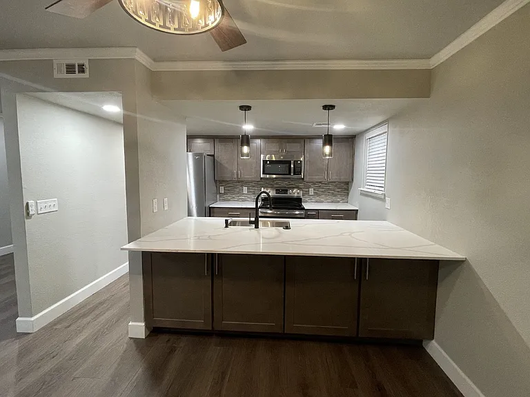4400 Hemingway Dr #115 — Photo 9