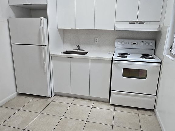 3rd image of 28 Majorca Ave APT 1