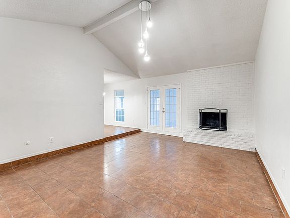 3rd image of 702 Brian Dr