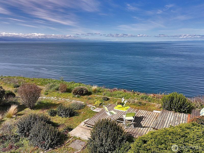 5th image of 795 Fort Ebey Road