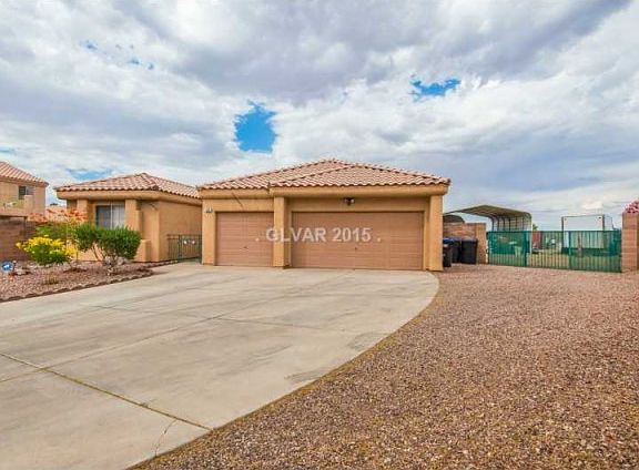 3rd image of 939 High Plains Dr