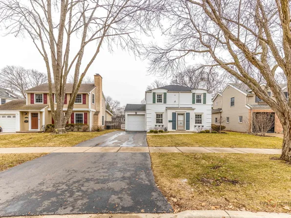 305 S George St, Mount Prospect, IL 60056