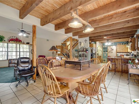 5th image of 3219 Oak Hollow Dr