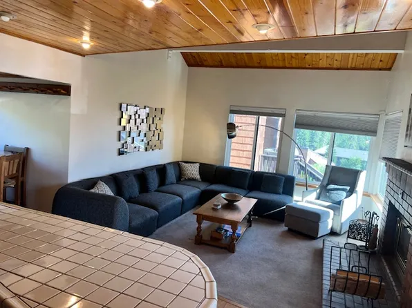 11691 Snowpeak Way, Truckee, CA 96161