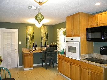4th image of 3633 Havana St