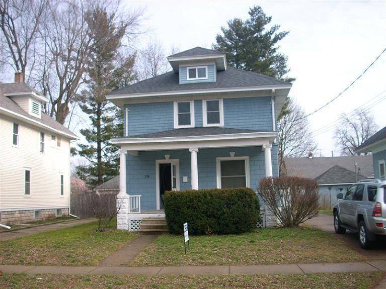 1st image of 39 East Ave S #2