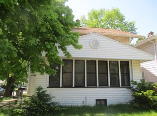 2035 Leer St, South Bend, IN 46613