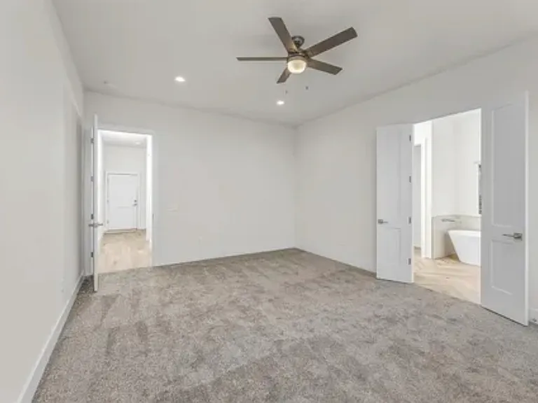 7530 Highland Hills Dr — Photo 35