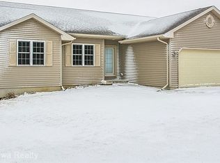 1509 W Franklin Ave, Indianola, IA 50125