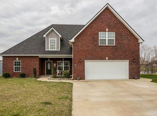 8211 Lisa Ln, Smyrna, TN 37167