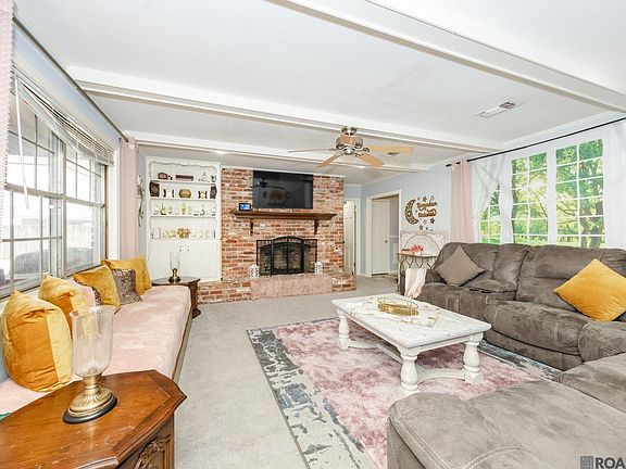 5th image of 8837 Wakefield Ave