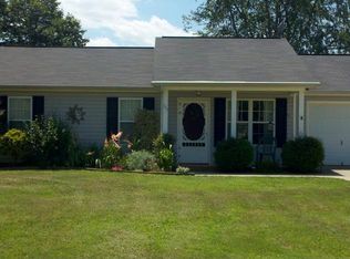 137 Potts Grant Ln, Statesville, NC 28625