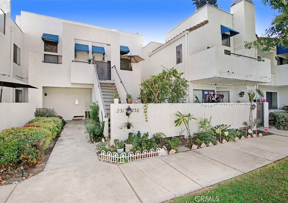 1st image of 230 Park Shadow Ct