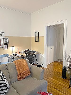 4th image of 57 W 58th St APT 9G