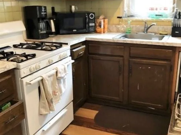 435 N 32nd St, Philadelphia, PA 19104