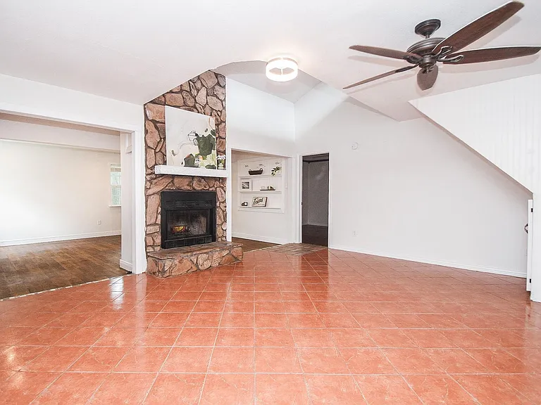 2406 Blue Mist Ct — Photo 7
