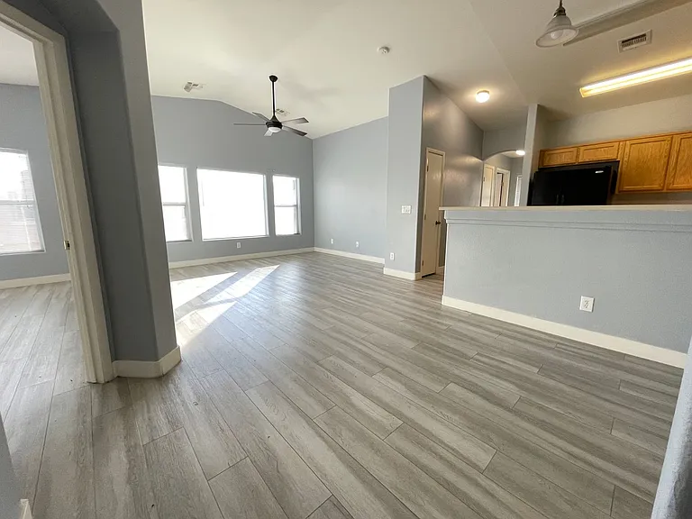 6532 Charlie Chaplin Ave #101 — Photo 6