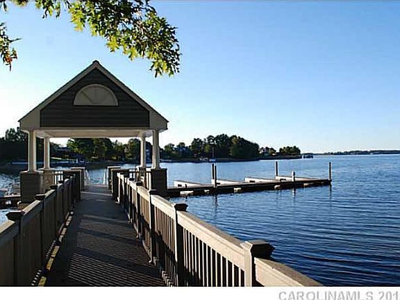 3rd image of LOT 32 Pointe Regatta Dr Lot 32