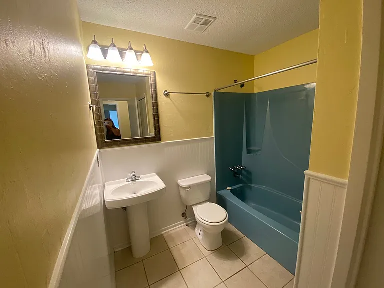 3235 Auburn Pkwy — Photo 20