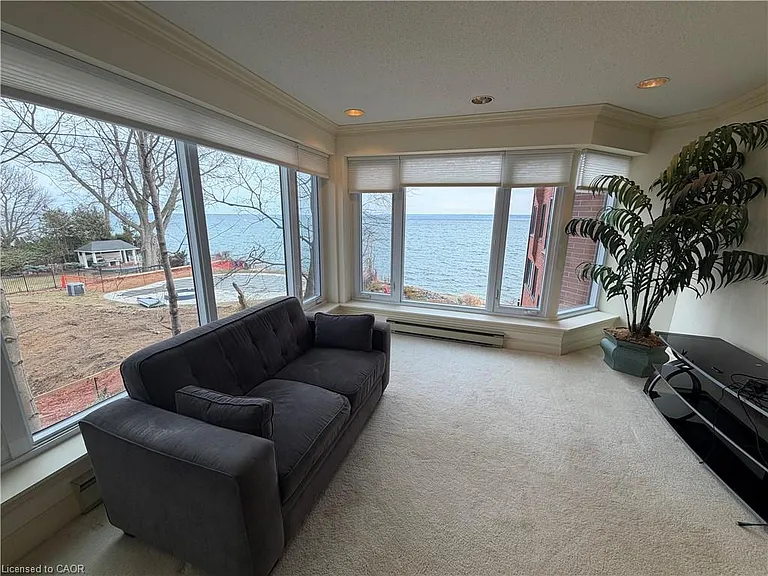 2220 Lakeshore Rd #25 — Photo 9