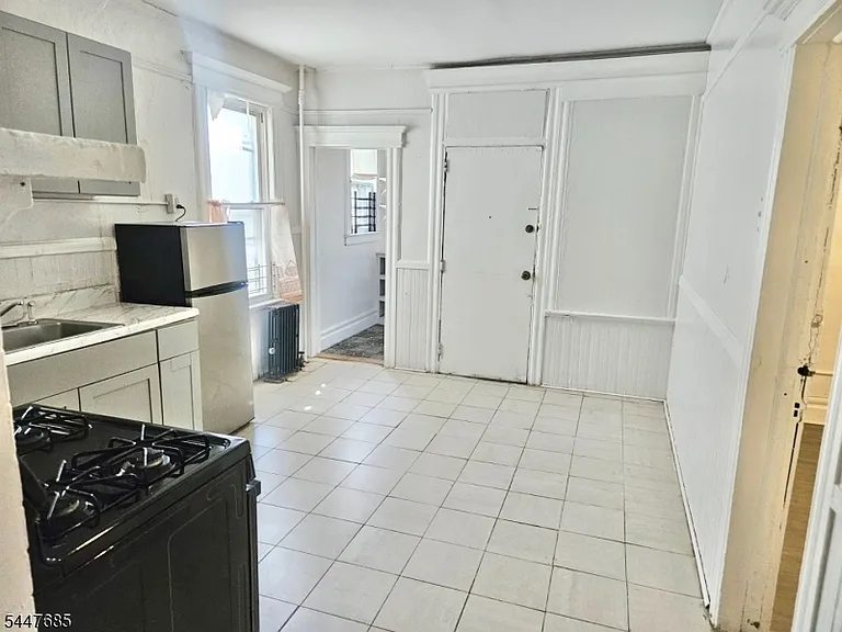 482 Irvine Turner Blvd — Photo 8