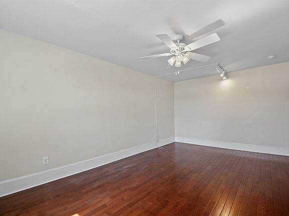 4th image of 107 Kensington Ave APT 502