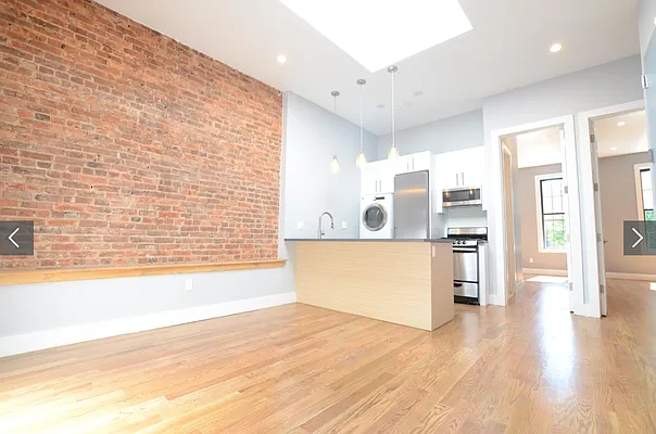 Rented by P Management | media 30