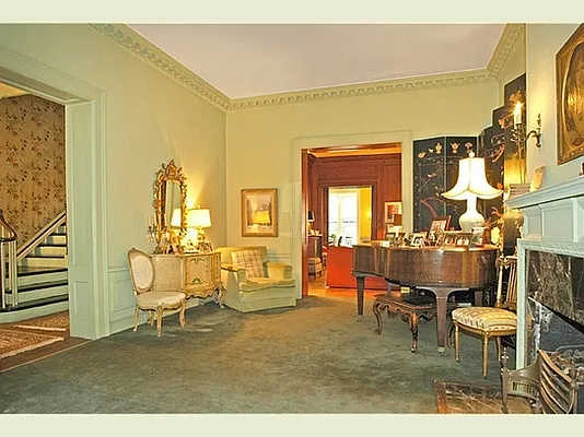 Sold by Stribling | media 5