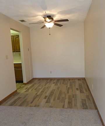5th image of 2350 1st Street A Dr APT 2