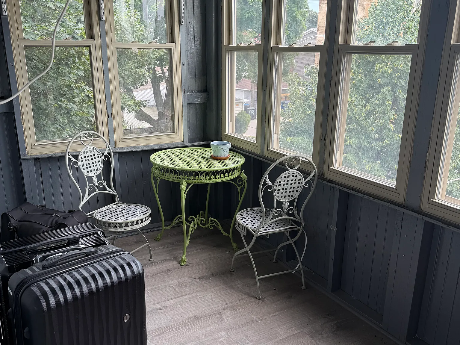 3 bed, 1300 sqft, $1,750 — Photo 3